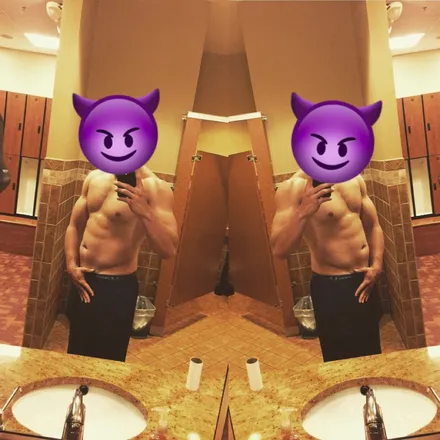 OnlyFans cuenta controlledchaosx header 2