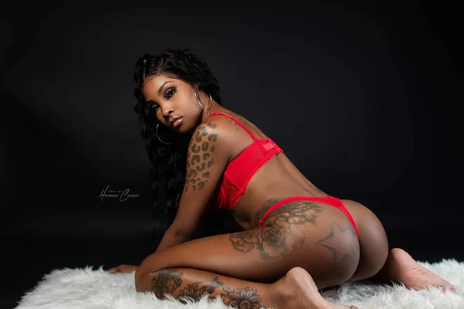 OnlyFans cuenta slimfine_ass header 2