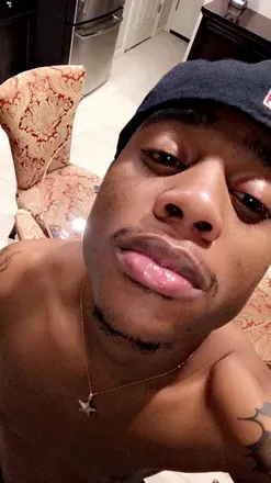 OnlyFans cuenta rynoholmesofficial header 2