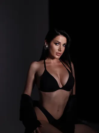 OnlyFans cuenta u131171739 header 2