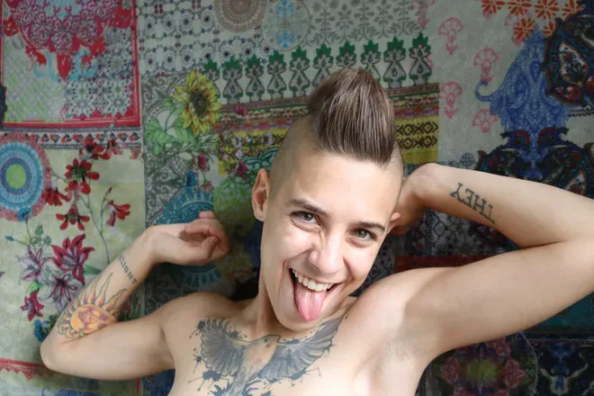 OnlyFans cuenta mohawk_noproblems avatar 1