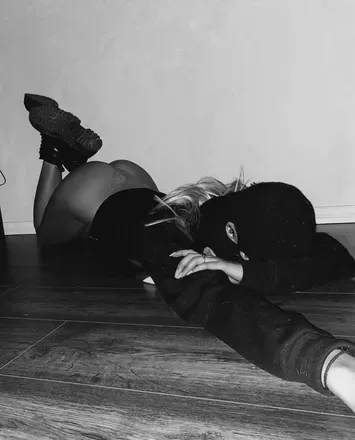 OnlyFans cuenta urbabygirlishere header 2