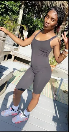 OnlyFans account  layaa0201 header 2
