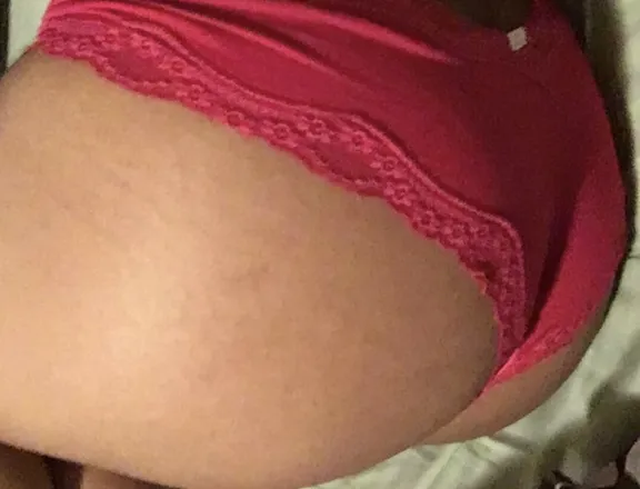 OnlyFans account  sweetaxxgoldie header 2