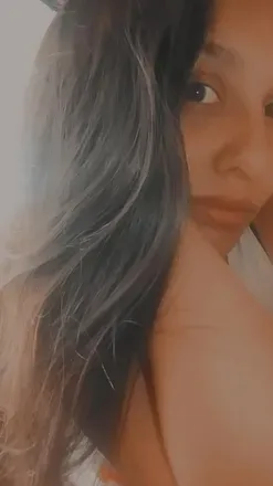 OnlyFans cuenta tesexiestbrunette avatar 1