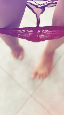 OnlyFans cuenta moonfeet332 header 2
