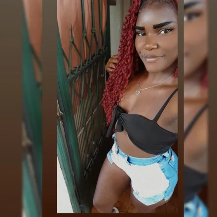 OnlyFans cuenta thuanecristina8 header 2