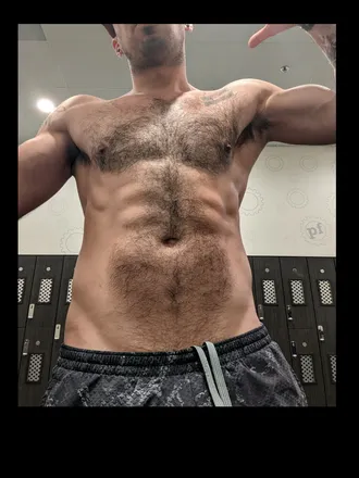 OnlyFans cuenta crunchinit header 2
