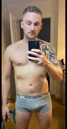 OnlyFans cuenta u8103374 header 2