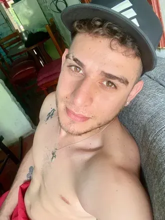OnlyFans cuenta ryan_2121 avatar 1