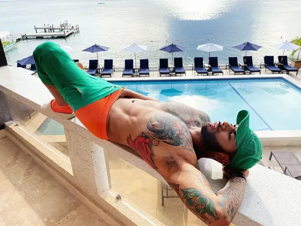 OnlyFans cuenta jeyel_official header 2
