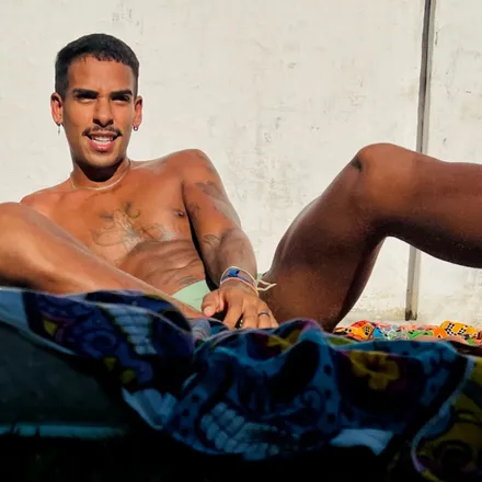 OnlyFans cuenta cazazco header 2