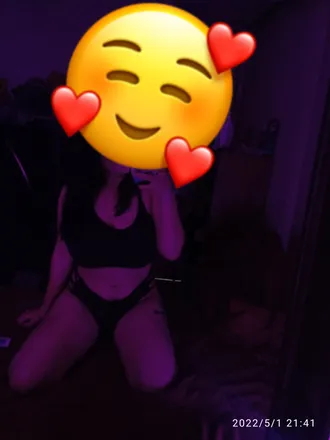 OnlyFans account  redmagc header 2