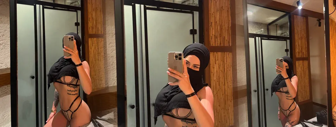 OnlyFans cuenta a.amina header 2