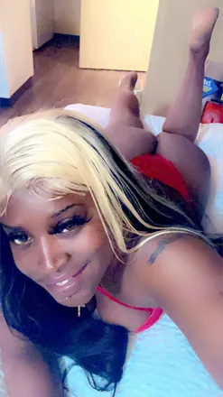 OnlyFans cuenta fanci1013 header 2
