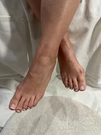 OnlyFans cuenta goldenfeet4 avatar 1