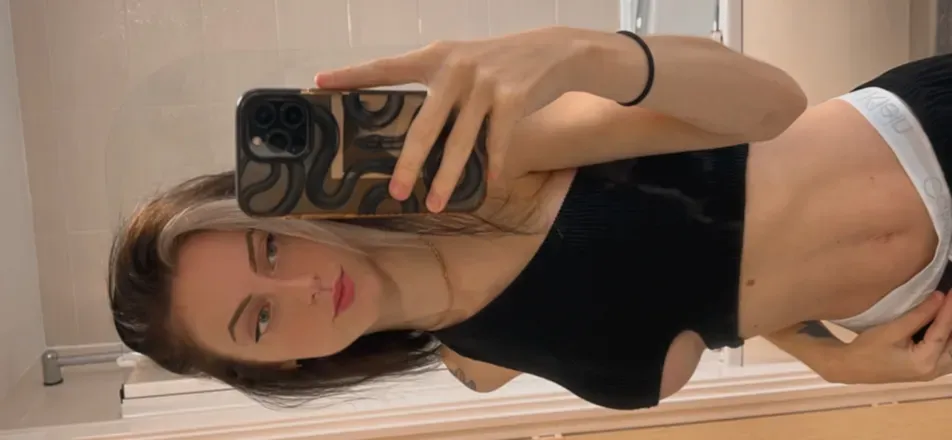OnlyFans cuenta baddiemaddie header 2