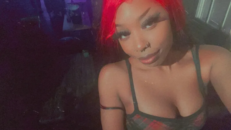 OnlyFans cuenta moonmilkxxx header 2