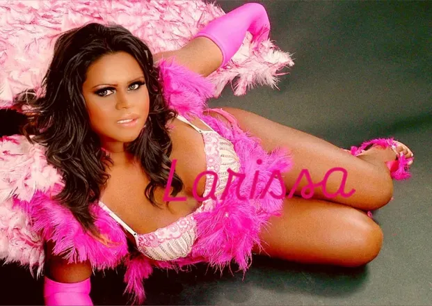 OnlyFans cuenta larissaclosetransex header 2