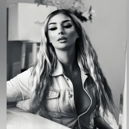 OnlyFans cuenta ivyblondie header 2