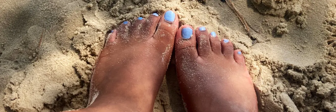 OnlyFans cuenta simplyy.z header 2