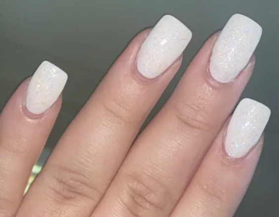 OnlyFans account  handqueen header 2