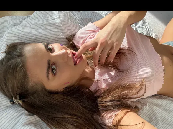 OnlyFans cuenta miaonlyonelove header 2