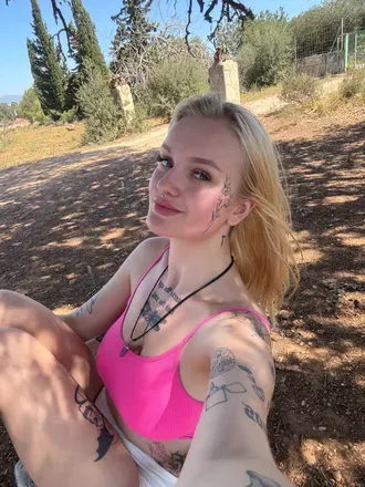 OnlyFans cuenta kikihelen avatar 1