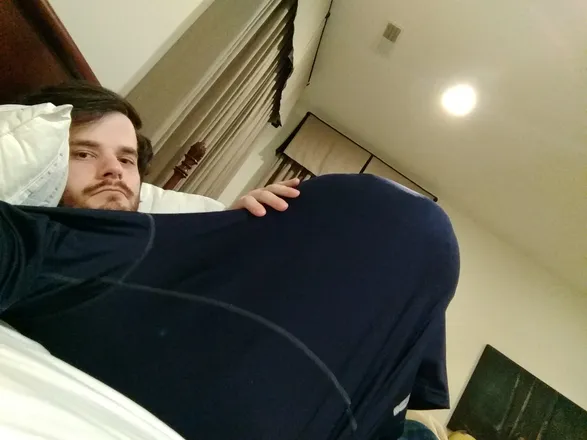 OnlyFans cuenta tay_mpreg header 2