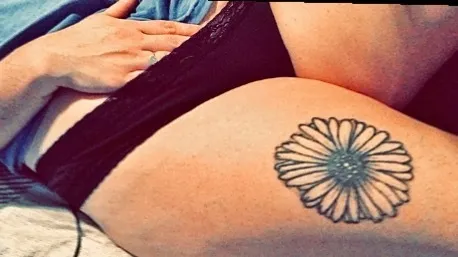 OnlyFans cuenta nerdy.mami header 2