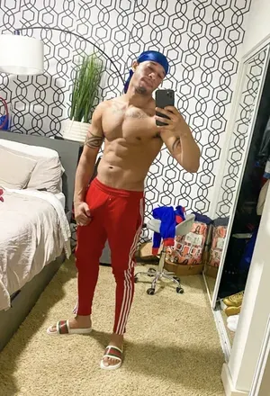 OnlyFans account  lashalln avatar 1