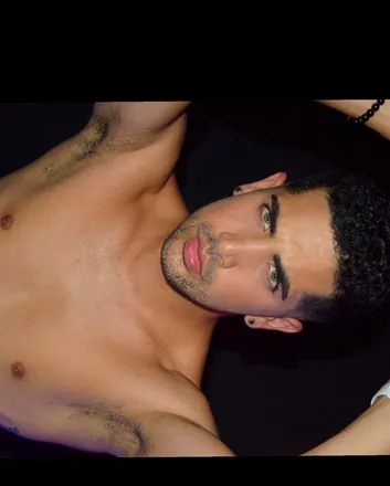 OnlyFans cuenta freeprettyboy header 2