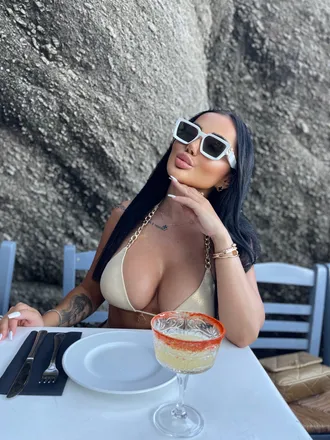 OnlyFans cuenta u377464780 header 2