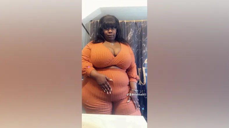 OnlyFans account  msstina11 header 2