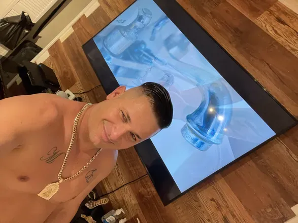 OnlyFans cuenta charger18 avatar 1