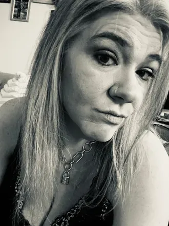 OnlyFans cuenta naughtywife72 avatar 1