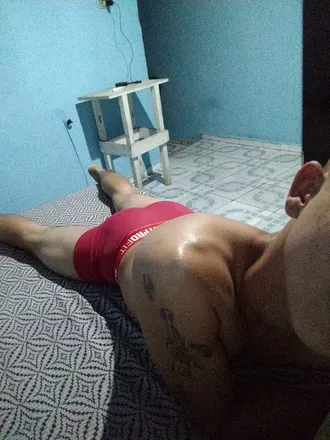OnlyFans cuenta onlyfans.com_karliguloso header 2