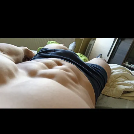 OnlyFans cuenta andreithemusclegod header 2