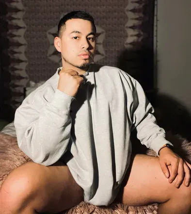 OnlyFans cuenta tommie.shxxt header 2
