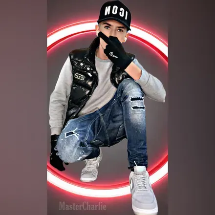OnlyFans cuenta chavcharlieboi1 avatar 1