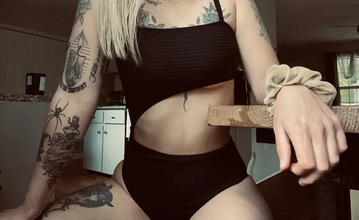 OnlyFans cuenta madisonnxxoo header 2