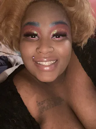 OnlyFans cuenta trvllbeauty1 header 2