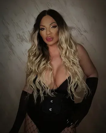 OnlyFans cuenta saratsbgd avatar 1