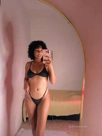 OnlyFans cuenta adrianacrola avatar 1