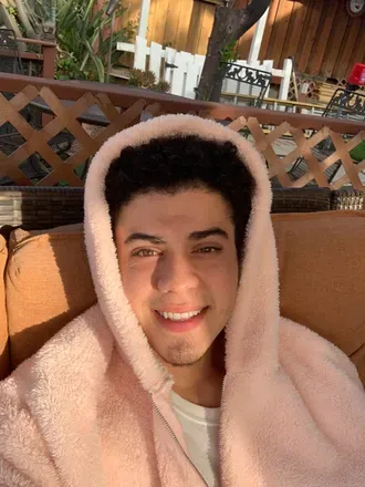 OnlyFans account  dmihol avatar 1