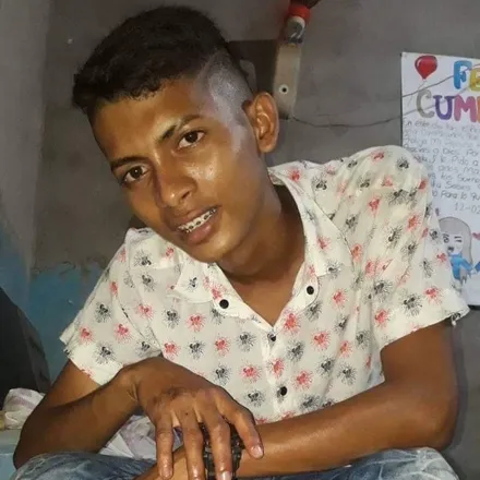 OnlyFans cuenta rober-escorcia header 2