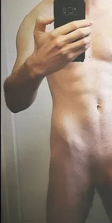 OnlyFans cuenta lucasyoung20 avatar 1
