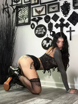 OnlyFans account  m0rguekitty avatar 1