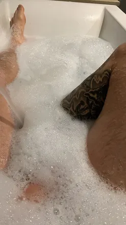 OnlyFans account  dadbodfordays777 header 2