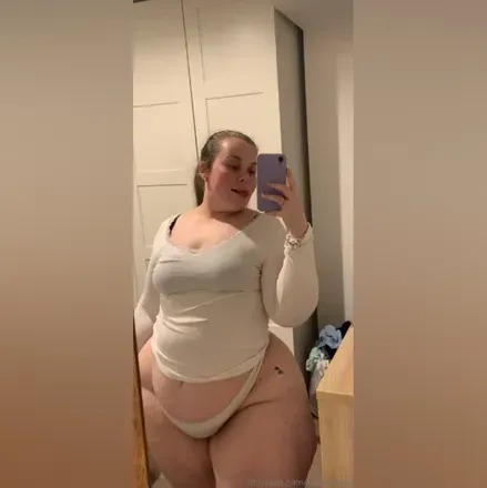 OnlyFans cuenta luciiamaiss avatar 1